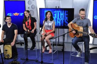 Christina Grimmie feet photo thumbnail