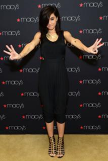 Christina Grimmie feet photo thumbnail
