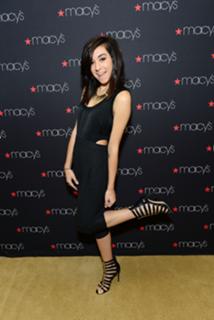 Christina Grimmie feet photo thumbnail