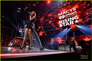 Christina Grimmie feet photo thumbnail