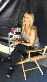 Christina Hall feet photo thumbnail