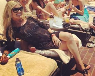 Christina Hall feet photo thumbnail