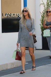 Christina Hall feet photo thumbnail