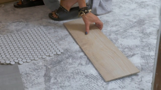 Christina Hall feet photo thumbnail