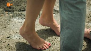 Christina Hecke feet photo thumbnail