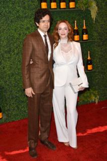 Christina Hendricks feet photo thumbnail