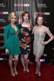 Christina Hendricks feet photo thumbnail