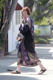Christina Hendricks feet photo thumbnail