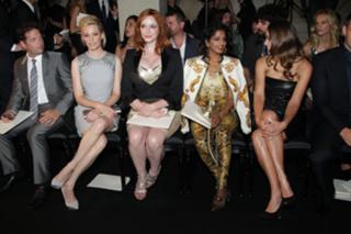 Christina Hendricks feet photo thumbnail