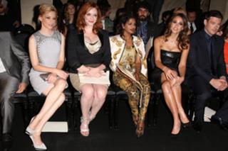 Christina Hendricks feet photo thumbnail
