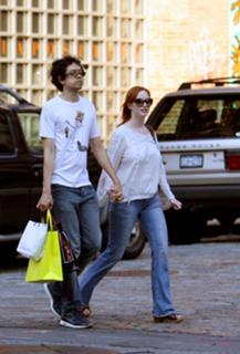Christina Hendricks feet photo thumbnail