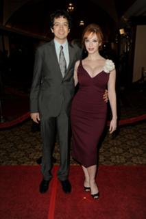 Christina Hendricks feet photo thumbnail