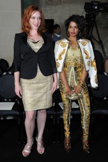Christina Hendricks feet photo thumbnail