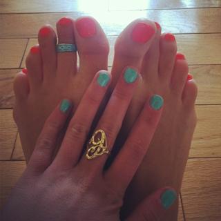 Christina Kirkman feet photo 2