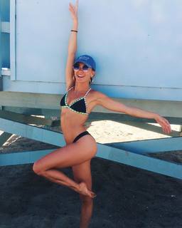 Christina Kirkman feet photo 4