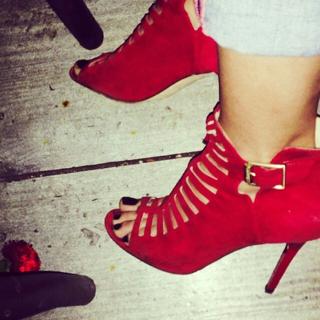 Christina Koletsa feet photo 5