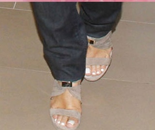 Christina Lampiri feet photo 6