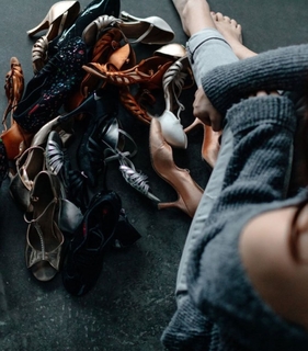 Christina Luft feet photo 10