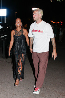 Christina Milian feet photo thumbnail
