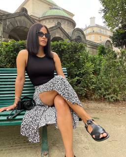 Christina Milian feet photo thumbnail