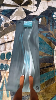 Christina Milian feet photo thumbnail