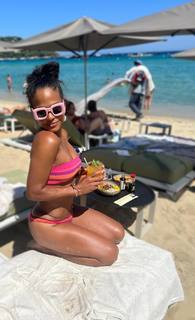 Christina Milian feet photo thumbnail