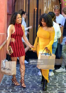 Christina Milian feet photo thumbnail