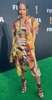 Christina Milian feet photo thumbnail