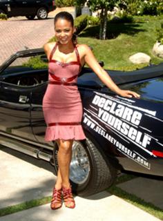Christina Milian feet photo thumbnail