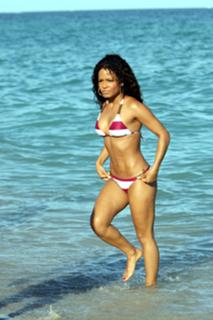 Christina Milian feet photo thumbnail
