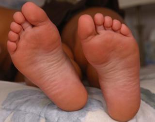 Christina Model feet photo thumbnail