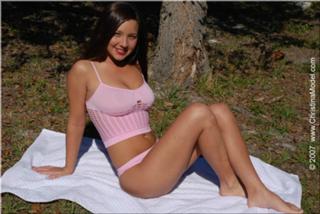 Christina Model feet photo thumbnail