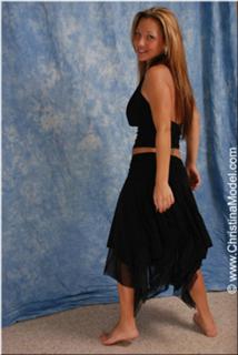 Christina Model feet photo thumbnail