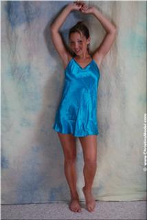 Christina Model feet photo thumbnail