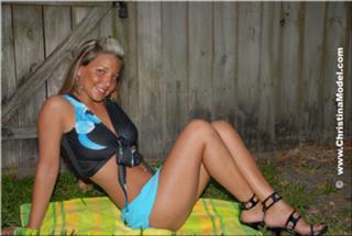 Christina Model feet photo thumbnail