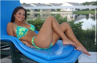 Christina Model feet photo thumbnail