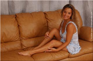 Christina Model feet photo thumbnail