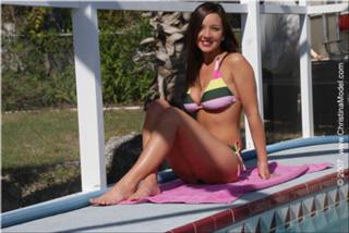 Christina Model feet photo thumbnail