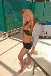 Christina Model feet photo thumbnail