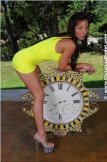 Christina Model feet photo thumbnail