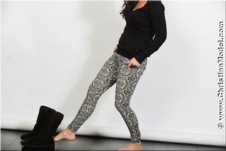 Christina Model feet photo thumbnail