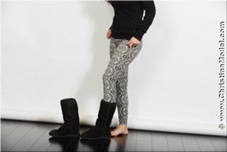 Christina Model feet photo thumbnail