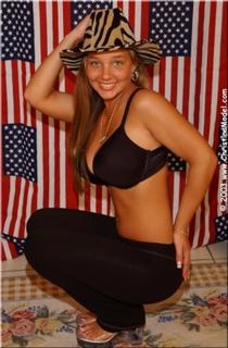 Christina Model feet photo thumbnail