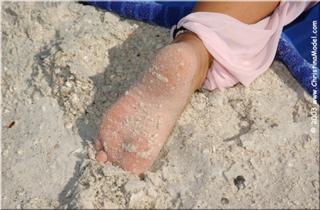 Christina Model feet photo thumbnail