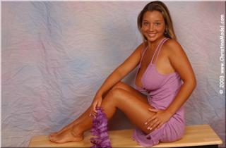 Christina Model feet photo thumbnail