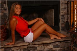 Christina Model feet photo thumbnail