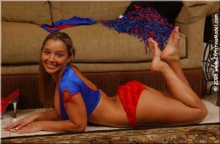 Christina Model feet photo thumbnail