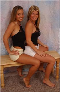 Christina Model feet photo thumbnail