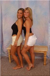 Christina Model feet photo thumbnail