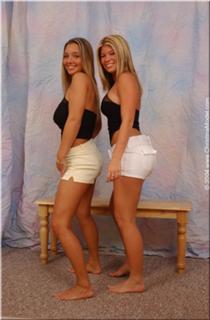 Christina Model feet photo thumbnail